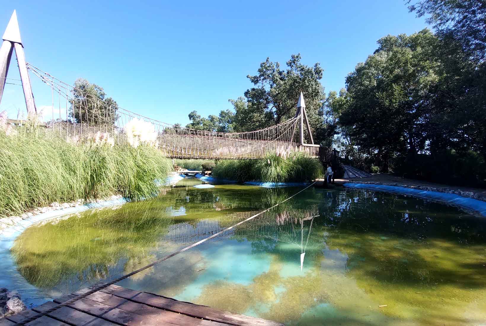 Lago en el Valle de los Seis Sentidos en Renedo de Esgueva (Valladolid).